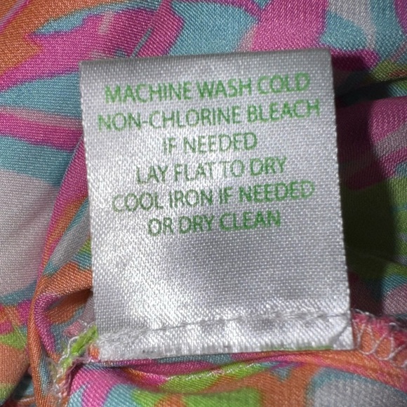 Lilly Pulitzer Fanning Romper Jam Out Print (No Belt) size Small - Picture 12 of 13